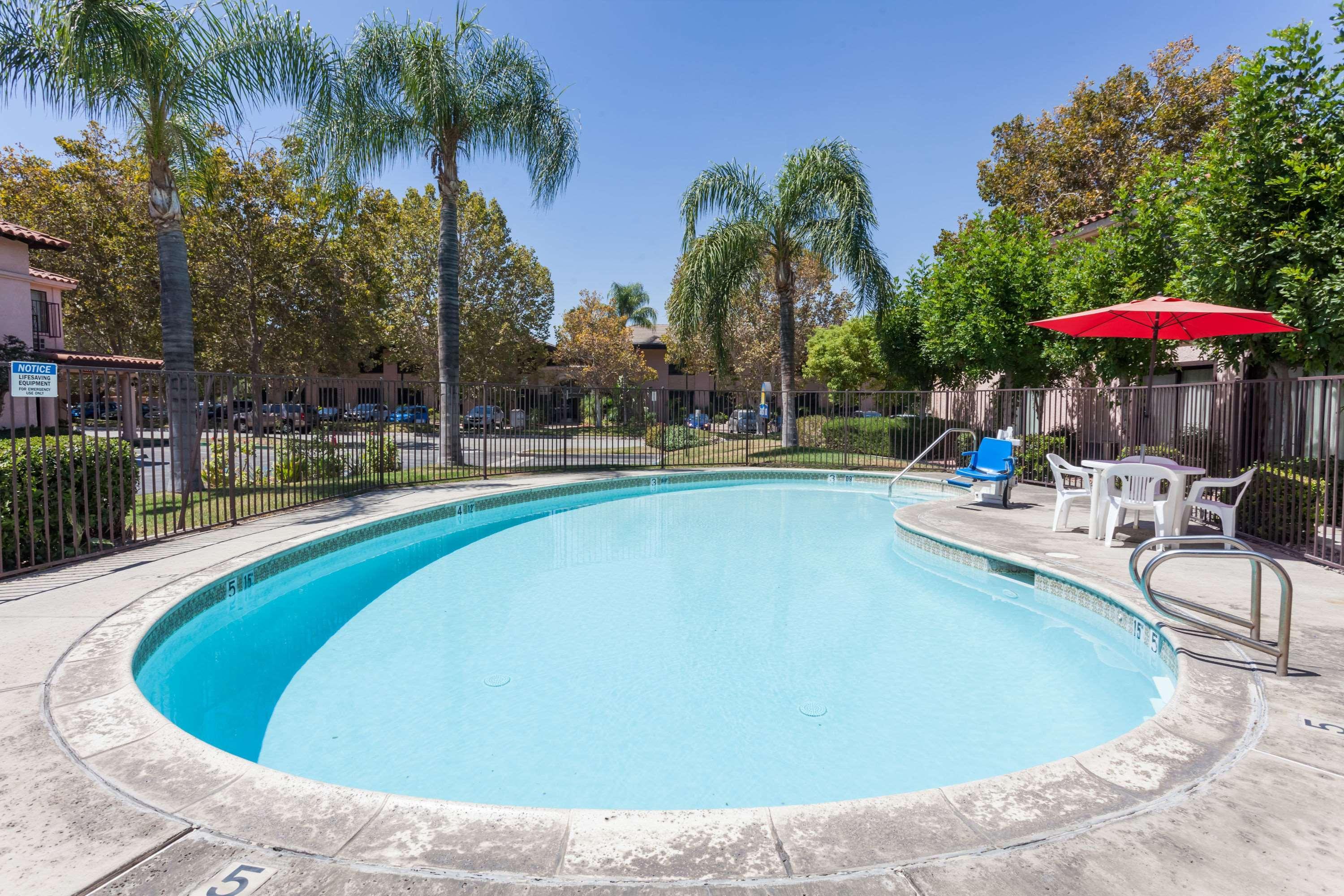 Hospitality Inn San Bernardino Exterior photo