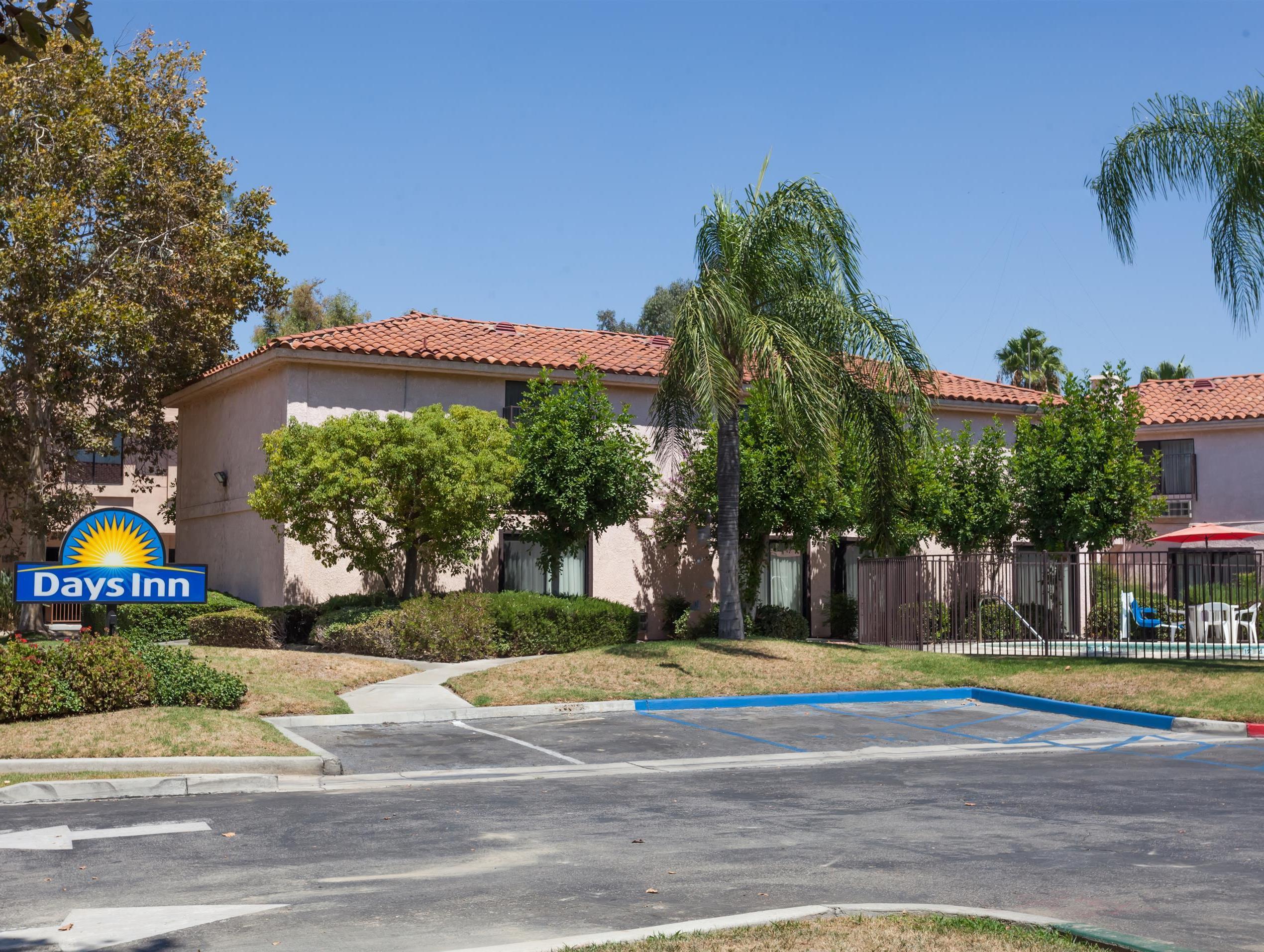 Hospitality Inn San Bernardino Exterior photo